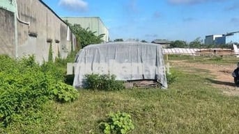 Đất 11 x 61 (672,6m2) Mặt tiền Đ.Xuân Thới Sơn 37