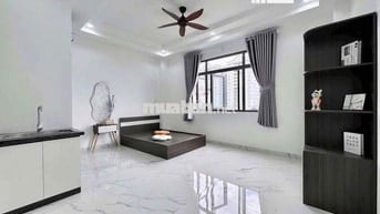 CHO THUÊ CĂN HỘ FULL NỘI THẤT CỬA SỔ BAN CÔNG TRẦN VĂN ĐANG  QUẬN 3