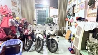 Chính chủ vừa gửi nhà Nguyễn Sơn,Tân Phú Giá chỉ: 3tỷ5 còn tl