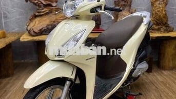 👉Vision 2017 chính chủ bstp máy móc zin êm