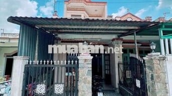 NHÀ SHR THỊ TRẤN HÓC MÔN. 4×20M. 1LÂU. ĐƯỜNG XE HƠI