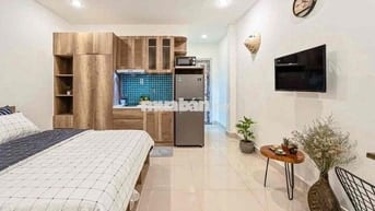 CĂN HỘ FULL NỘI THẤT BAN CÔNG THOÁNG NGAY HUỲNH VĂN BÁNH GẦN LÊ VĂN SỸ