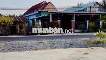 bán gấp 7200m2 2 mặt tiền ,tc1200, thích hợp làm kho xưởng , nhà vườn