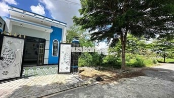 Chính Chủ Ngộp Ngân Hàng Cần Bán Gấp Căn Nhà Tâm Huyết Trog Khu Dân Cư
