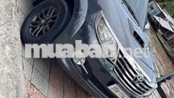 Toyota Fortuner 2016 2.7V 4x2 - 240000 km