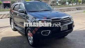Toyota Fortuner 2.5G 2010 - 370 Triệu