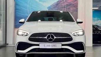 Mercedes C300 AMG V2 – Suất đặc biệt, quà tặng 5★