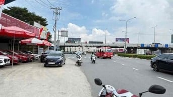 Bán đất tặng nhà diện tích 105m2 hẻm xe hơi Phường Hiệp Bình, Thủ Đức