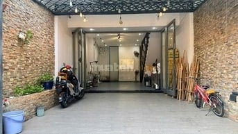 Bách Hóa Tổng Hợp Cô Chín Tuyển Gấp 3lao động phỗ thông phụ bán hàng