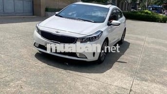 Kia Cerato 2016 2.0 AT - 86 km