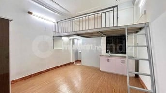 10p qua Q5 Gác đẹp siêu rộng Full nội thất Free xe trung tâm quận 6