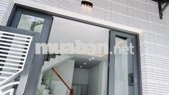 NHÀ BẾN VÂN ĐỒN Q4- 2 TẦNG - 32m2 - KO QH- CHỈ 2 TỶ NHỈNH