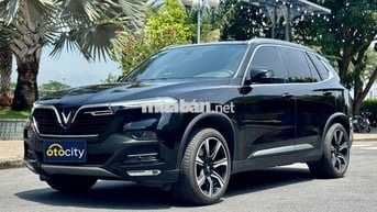 VinFast Lux SA Premium 2021 - Màu đen - 5v5km
