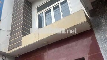 Cho thuê nhà nguyên căn mặt tiền đường Nguyễn Văn Cừ - Buôn Ma Thuột
