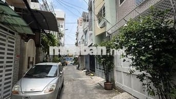 Gấp bán, nhà 72m2, 3 tầng 4PN, Hoàng Hoa Thám Phú Nhuận, xe hơi nhỏ