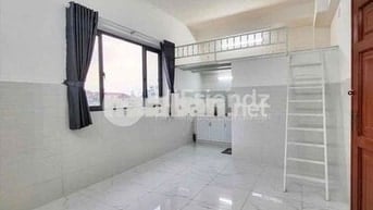 Phòng gác siêu rộng Cửa sổ trời ngay chợ An Nhơn