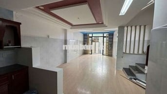 Cho thuê nhà nguyên căn 1 trệt 2 lầu, dt 4×16 có 4pn,3wc