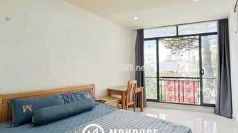 CĂN HỘ Q3_BAN CÔNG_RỘNG RÃI_NHÀ MỚI_THOÁNV MÁT_SẠCH SẼ_MỚI_THANG MÁY