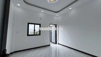 Chính cần xoay tiền gấp bán nhà mới xây