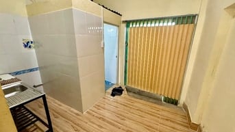 Cho thuê nhà hẻm nhỏ, nhà mới rộng rãi, sạch đẹp