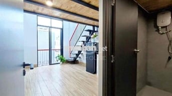 KHAI TRƯƠNG PHÒNG GÁC LỬNG BALCONY CAO CẤP GẦN ETOWN CỘNG HOÀ