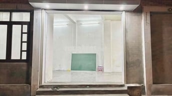 Cho thuê Cửa hàng 35m2, mặt tiền 8m,vỉa hè đỗ xe rộng 3m, 8 triệu tại