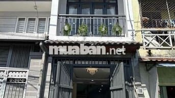 Bán nhà đẹp Bình Tân, 36m2, hẻm kinh doanh 8m, 2 tầng, 4.2Tỷ