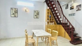 Nhà nguyên căn 50 m2 2 phòng ngủ đường Bắc Hải Quận 10