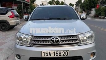 Toyota Fortuner 2009 2.5G - 150000 km