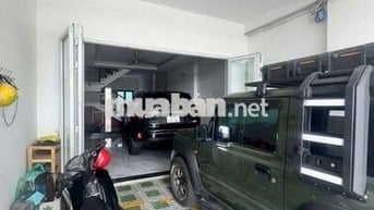 Nhà đẹp 4. 5x21m xd 1 trệt 3 lầu có thang máy đường 16m khu víp 38ha