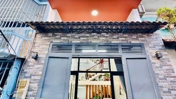 Nhà 52m2 Nguyễn Thái Bình-Tân Bình giá 1 Tỷ 930 vị trí cực đẹp