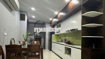 BÁN NHÀ PHÙNG CHÍ KIÊN, PHÂN LÔ Ô TÔ TRÁNH, NHÀ ĐẸP 5T – CHỈ 8.8 TỶ