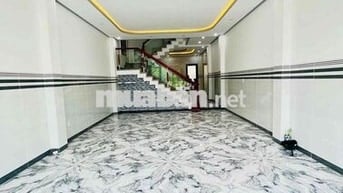 Cho thuê nhà trệt 3 lầu kdc hồng loan