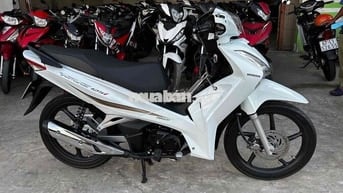 Wave i 125 thái 2019 trắng đen ( hỗ trợ góp )