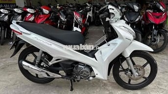 Honda Future Fi 2023 trắng đen ( hỗ trợ góp )