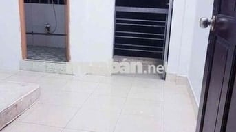 Trọ có ban công chỉ 2.6tr .2p đến lotte GV