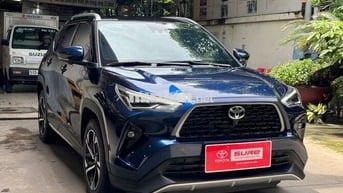 Yaris Cross Siêu Mới Màu Xanh, 2024 Ít Đi 17000 km