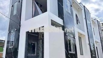 Bán Dãy nhà phố mới hoàn thiện đối diện cảng hoàng diệu cần thơ