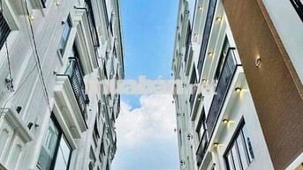 CHO THUÊ NHÀ FULL NỘI THẤT CAO CẤP XE HƠI 7 CHỖ ĐẬU TRONG NHÀ