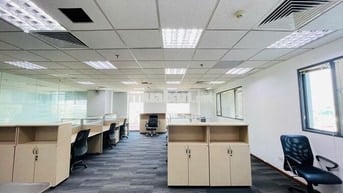Cho thuê văn phòng Cầu Giấy 359m2 giá rẻ tại 82 Duy Tân. LH Chỉnh Chủ