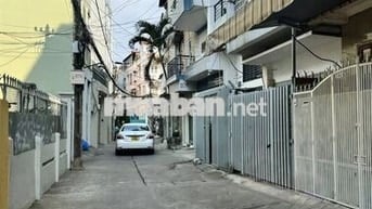 Nhà 70m2 (5x14m), 3 tầng 4PN, Hoàng Hoa Thám Phú Nhuận, hẻm xe hơi
