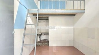 Phòng trọ giá rẻ đối diện siêu thị Vincom dĩ An,ngay ngã tư 550