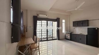 CHO THUÊ PHÒNG BAN CÔNG FULL NỘI THẤT TRÊN ĐƯỜNG LUỸ BÁN BÍCH