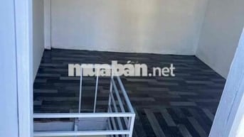 CHO THUÊ PHÒNG TRỌ 1 TRỆT 1 LẦU ĐỐI DIỆN BCONS CITY CÓ BAN CÔNG