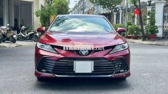Chính chủ bán Toyota Camry 2.0Q lướt 6 vạn 2022