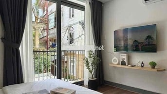 Cho thuê căn hộ Studio ban công cửa sổ ngay gần Vòng Xoay Lăng Cha Cả
