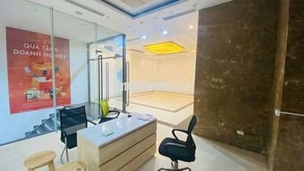 Cho thuê tầng 1 tại  Nguyễn Chí Thanh sàn 50m2 giá 12tr/th