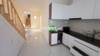 Nhà Mặt tièn 100m2 Ngang 6.2m Đường Thi Sách Trung tâm Đà Lạt