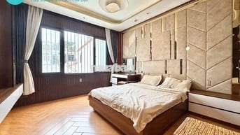 STUDIO BAN CÔNG FULL NỘI THẤT 40M2 NGAY CÔNG VIÊN LÀNG HOA