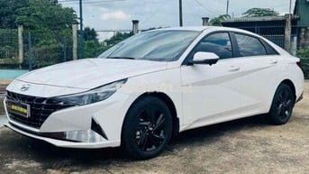 Hyundai Elantra 2024 1.6 AT Tiêu chuẩn  - 31000 km